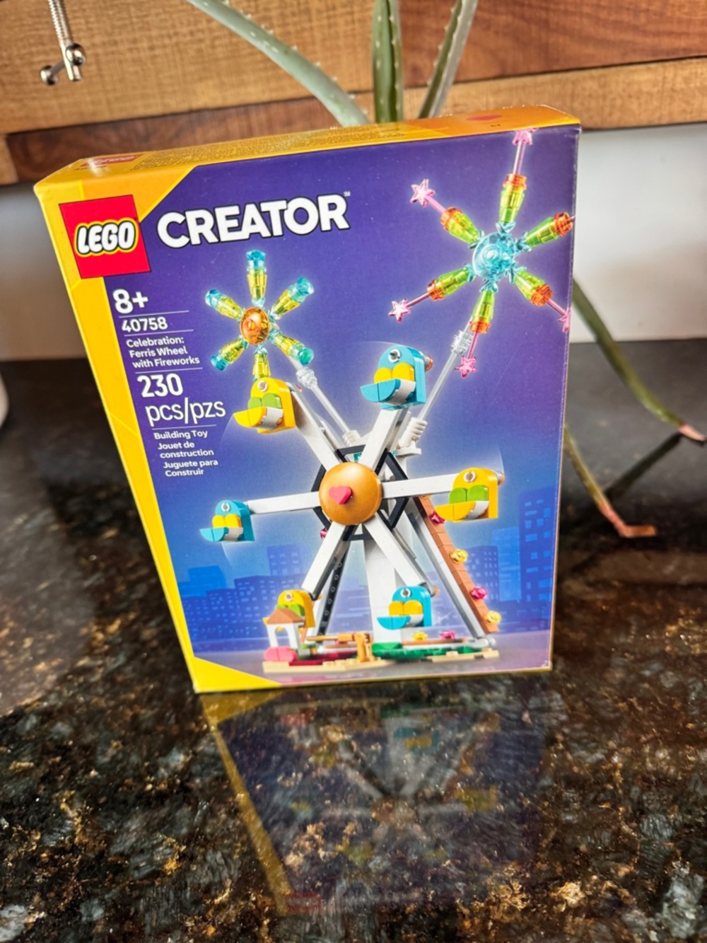LEGO BRAND NEW AND SEALED IN BOX CELEBRATION FERRIS WHEEL WITH FIREWORKS RETIRED